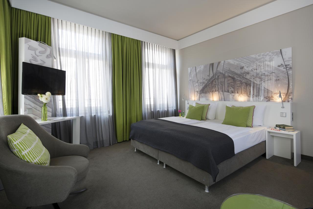 Hotel Am Markt Baden-Baden Bagian luar foto